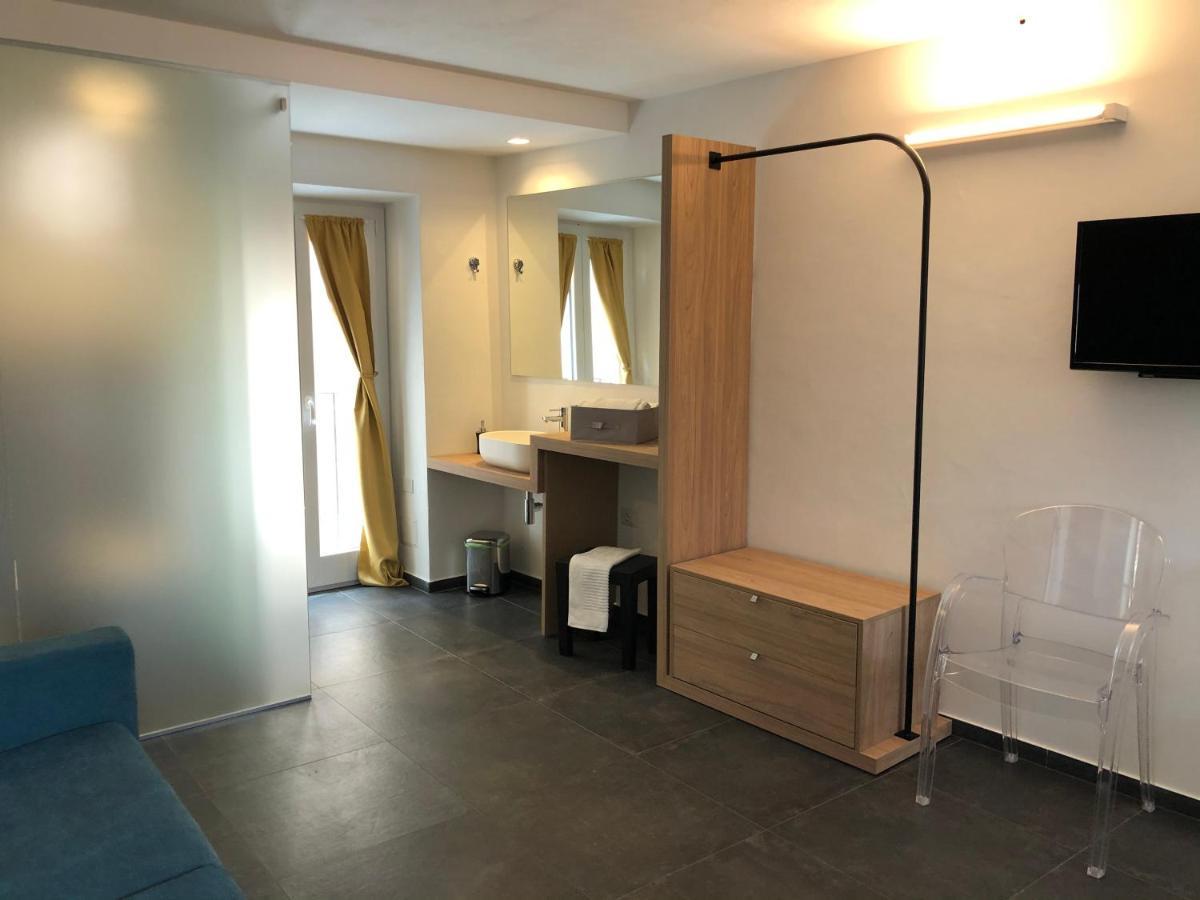 Alley House Чефалу Екстериор снимка